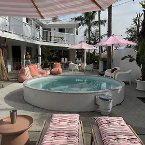 Hostel Cali Backpackers, Caloundra